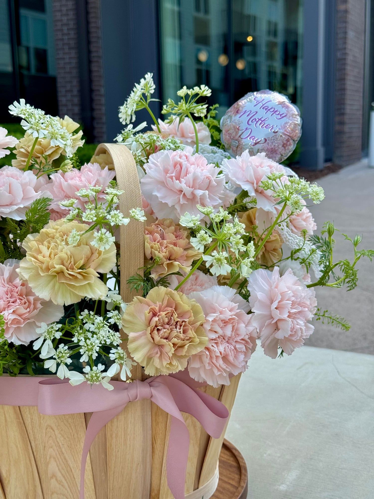 A Basket Full of Love — view 5