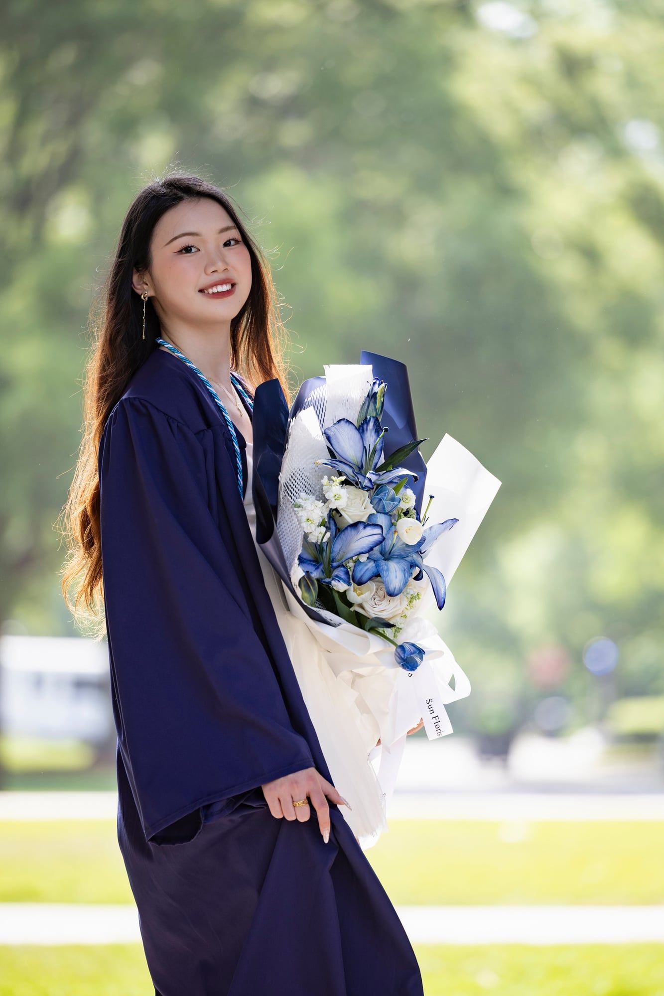 A Blooming Duke — view 6