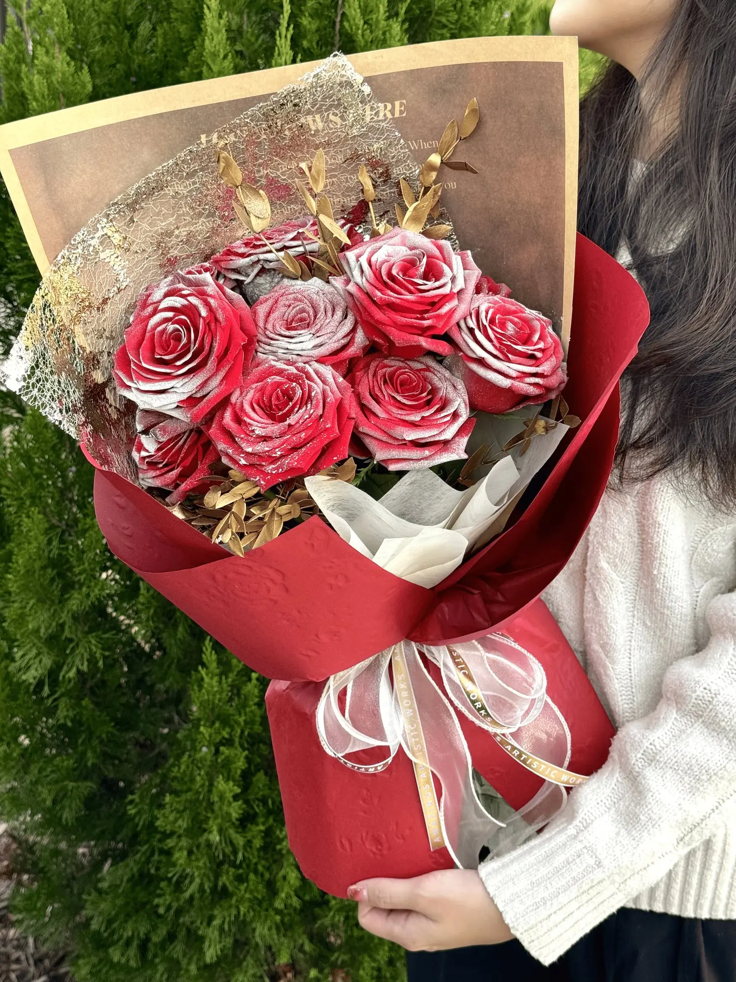 Christmas Rose Fresh Flower Bouquet Please order at least 7 days in advance for fresh flowers PRODUCT HIGHLIGHTS: Premium Fresh Freedom Roses 11-12 Roses per Bouquet Signature Desi