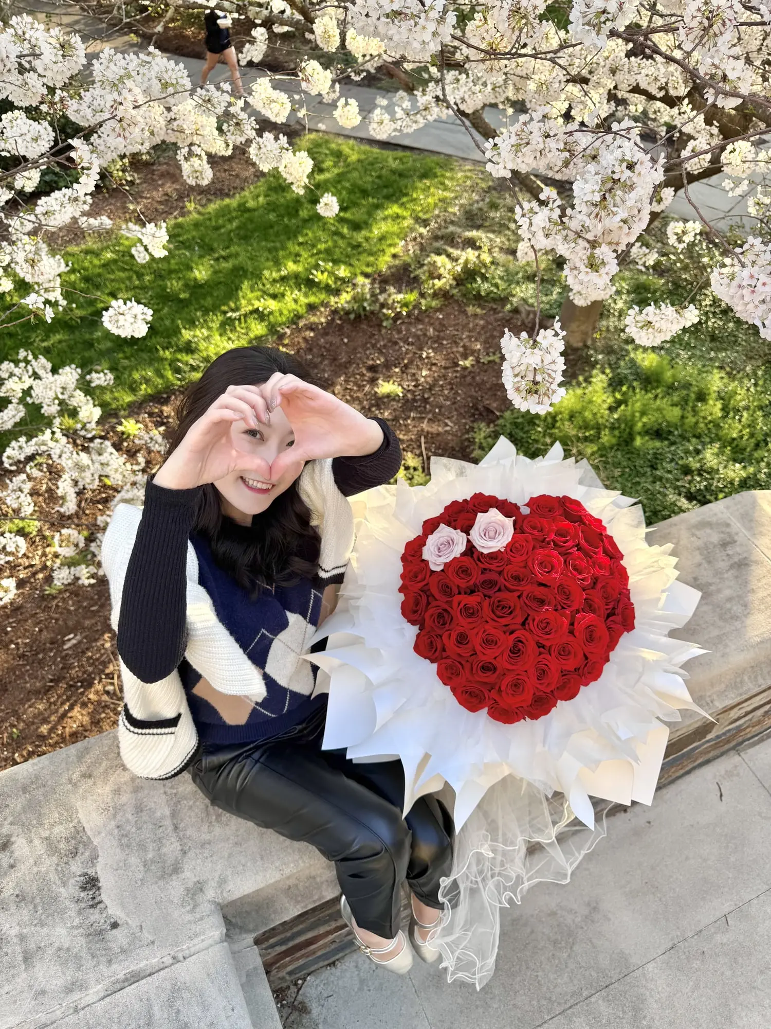 Floral design by Sun Florist — gallery photograph 14