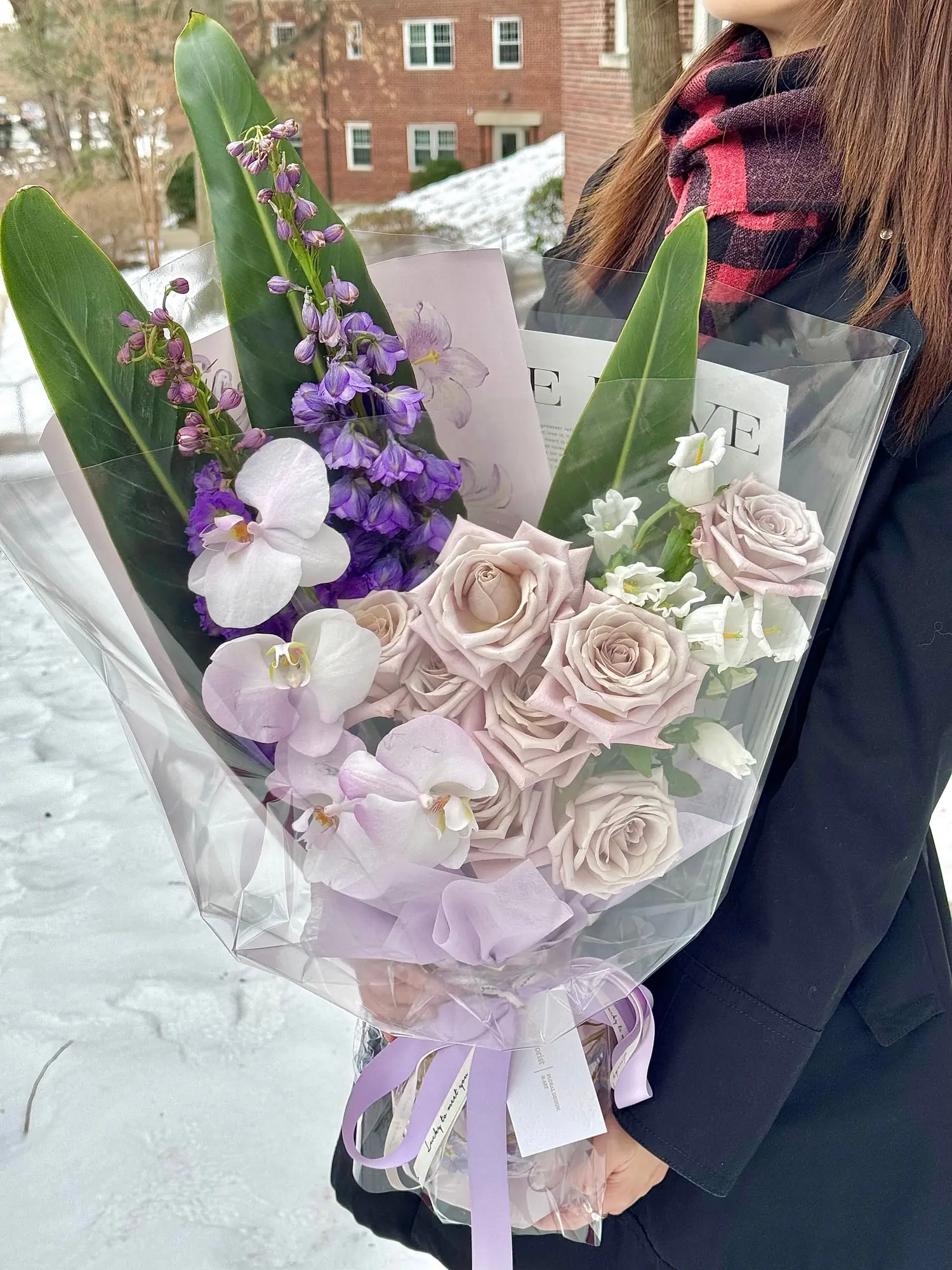 Menta Paradise — hand-composed fresh florals by Sun Florist, made to order.