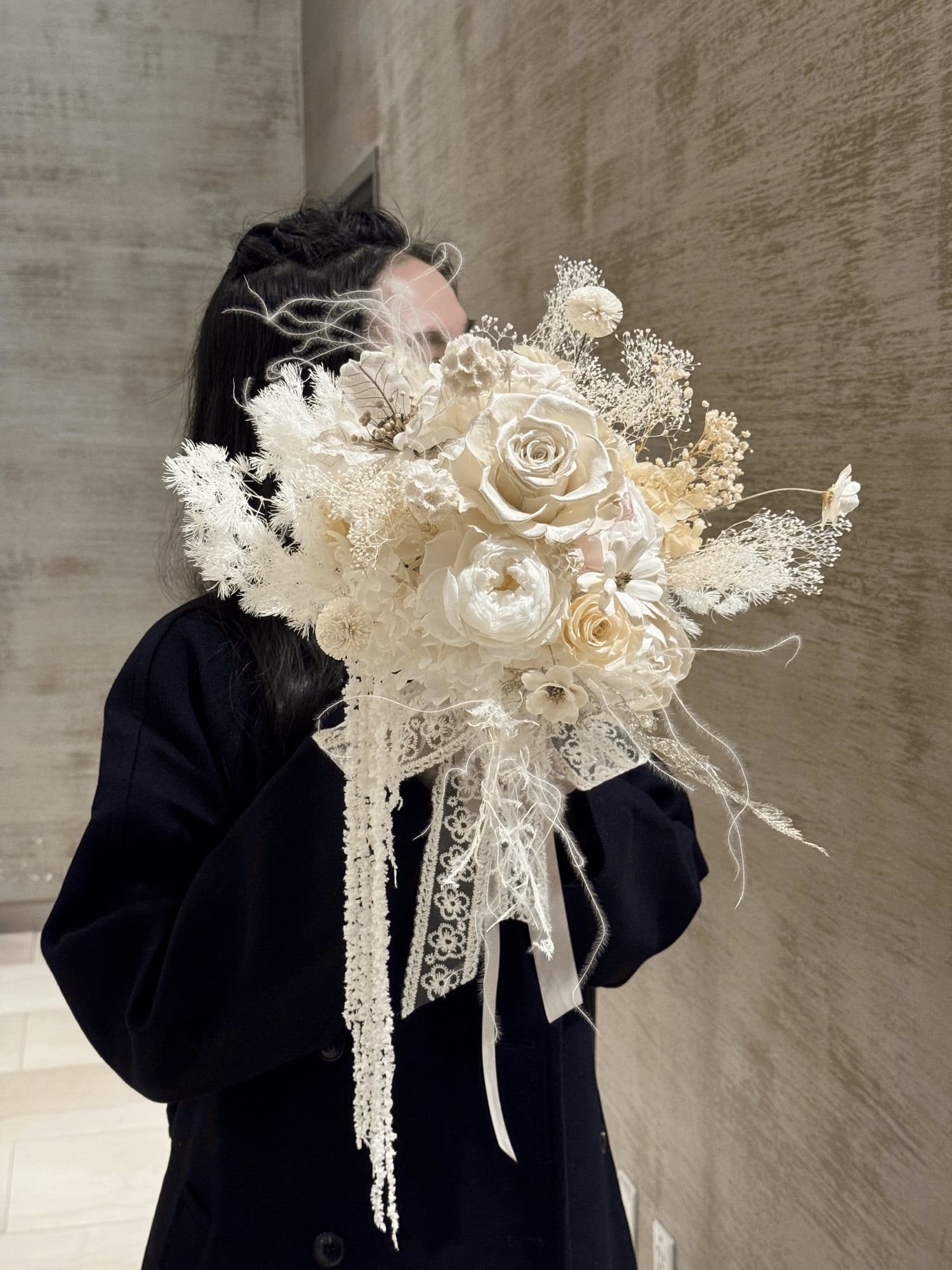 Hand bouquets aren’t limited to weddings—they’re perfect for any unique and precious occasion.
