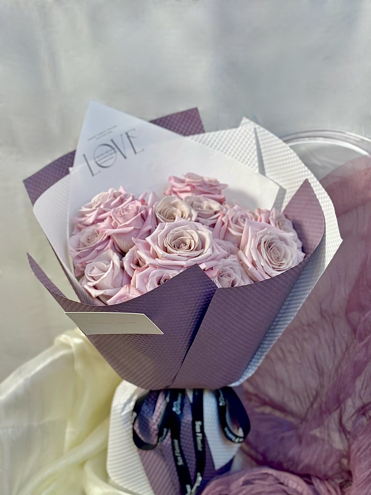 Menta Rose Bouquet — view 2